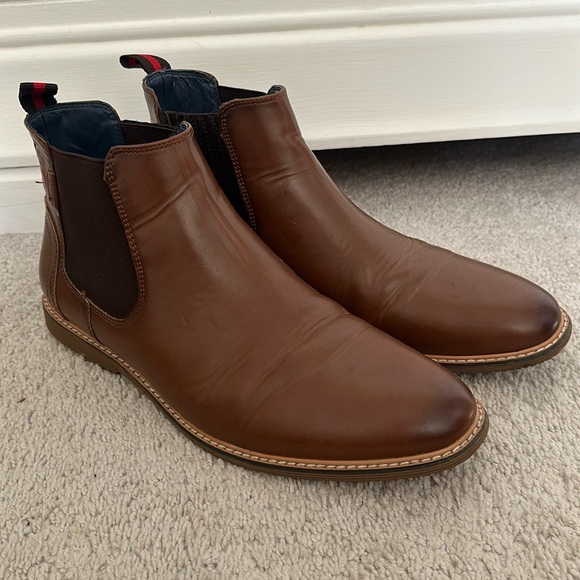 Steve Madden Chelsea boots - Picture 1 of 3